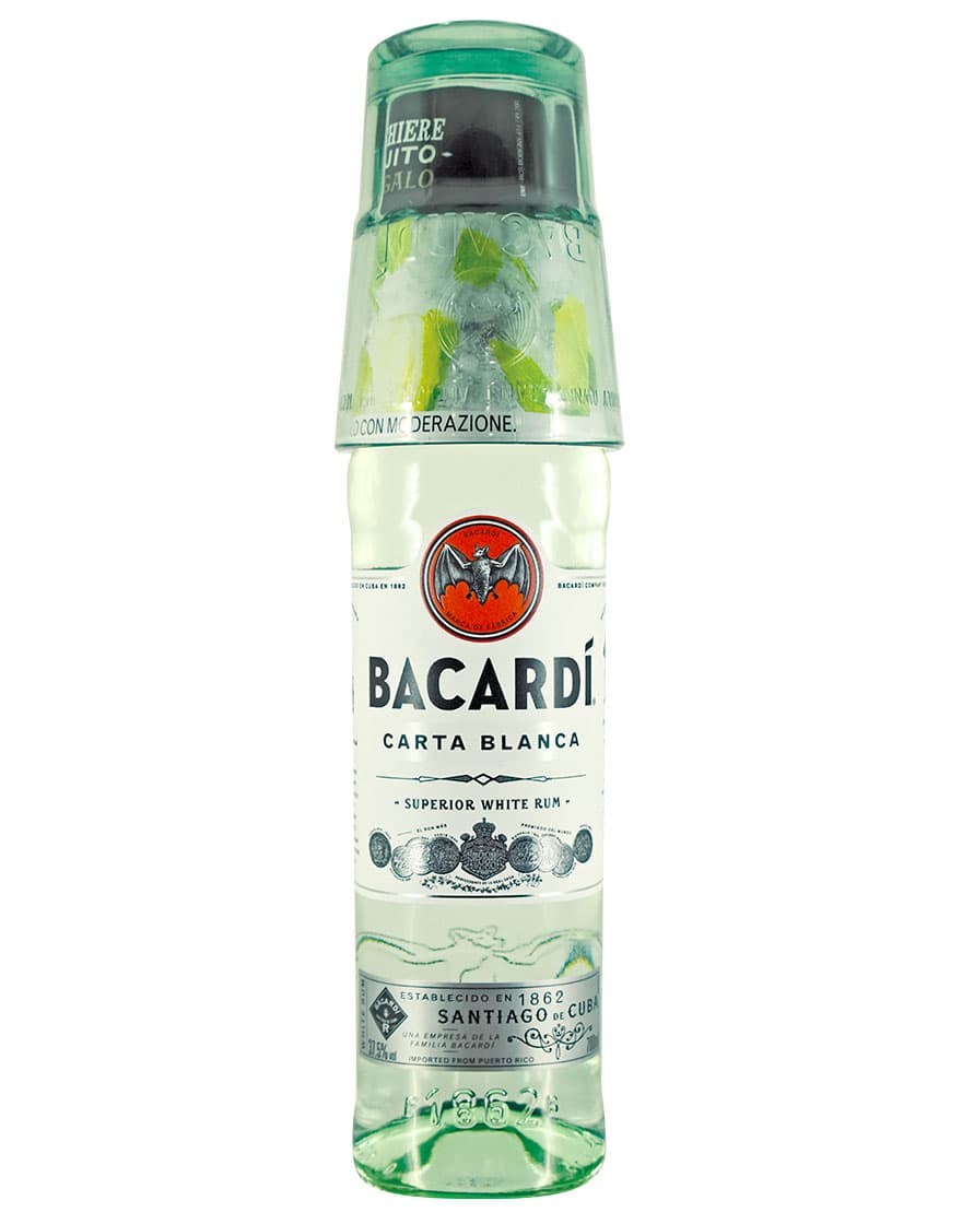 Carta Blanca Superiore White Rum con bicchiere Bacardí Bacardi